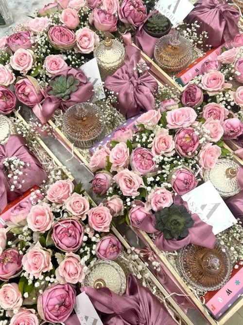 'Baked Bouquets' specialise in making desserts that resemble flowers