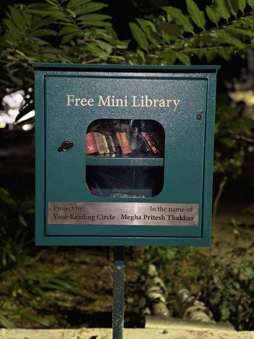 Heet has noticed many people pick up books instead of scrolling through their phones in Parimal Garden