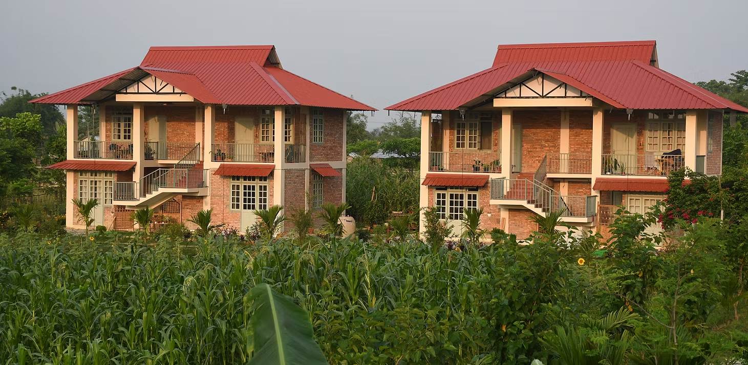 Medini Homestay promotes  cruelty-free silk production and eco-friendly practices.