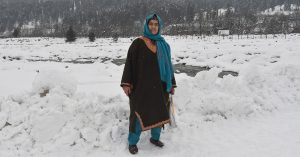 For 30 Years, a Kashmiri Postwoman Has Braved Harsh Winters to Keep Her Village Connected