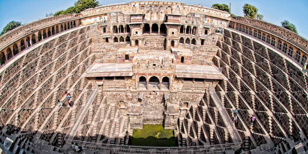 Chand Baori is one of India’s oldest stepwells, featuring 3,500 narrow steps arranged in a geometric pattern.