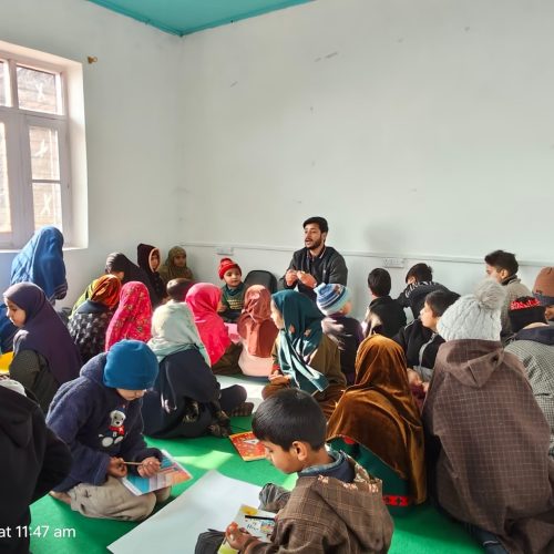 Beyond re-enrolling dropouts, Malik is working to bridge the digital literacy gap and provide sustainable education opportunities for Kashmir’s tribal children.