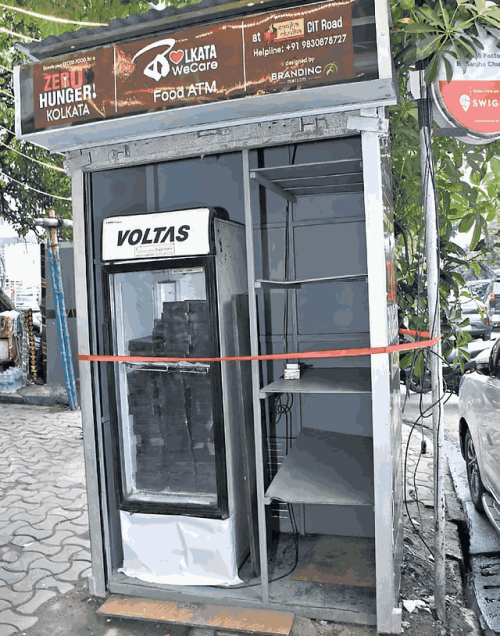 The Food ATMs of Kolkata are installed in different corners of the city, catering to everyone. 