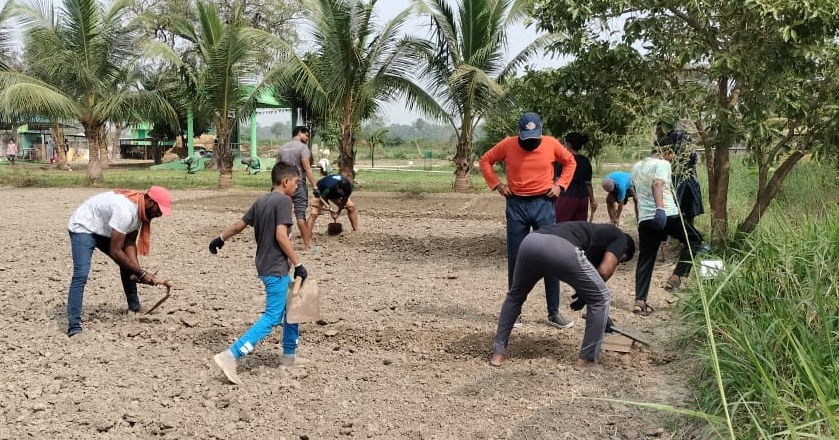 Sevalaya is open to volunteers of all ages and backgrounds.