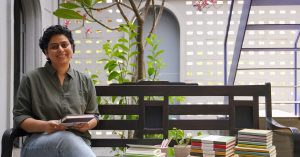 Surat Woman's Tree-Free Paper Startup Is Recycling 140 Tonnes of Waste A Year
