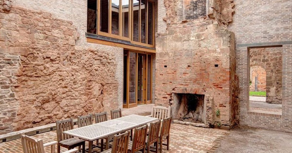 Why More People Are Replacing Cement with Lime Plaster in Indian Homes