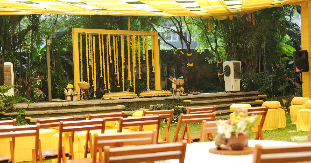 Avinash and Namita used fresh flowers as part of the decoration for all the wedding events