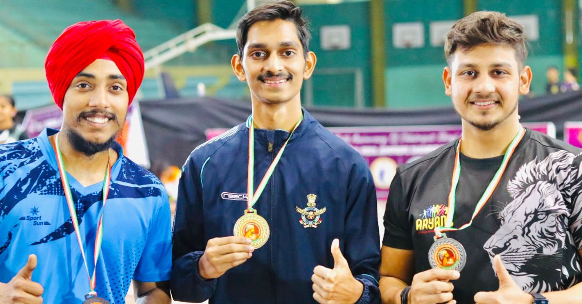 praveen with his award