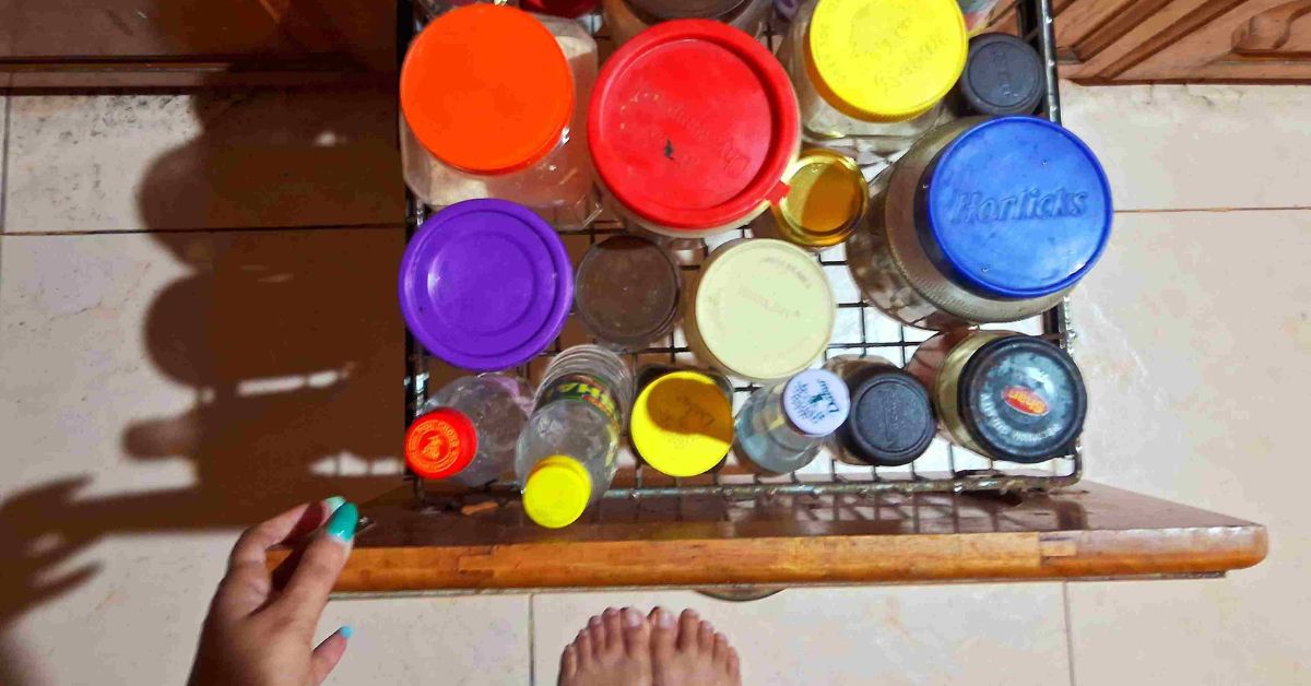 From reorganising my spice rack to relishing my ice popsicle caption, the digital detox did help me rewire 