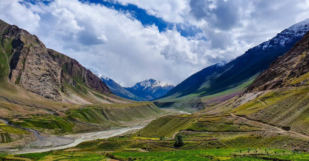 Over five days, you can explore the magic of Spiti Valley for just Rs 16,000–Rs 20,000 per couple; Picture source: A Walk in the World