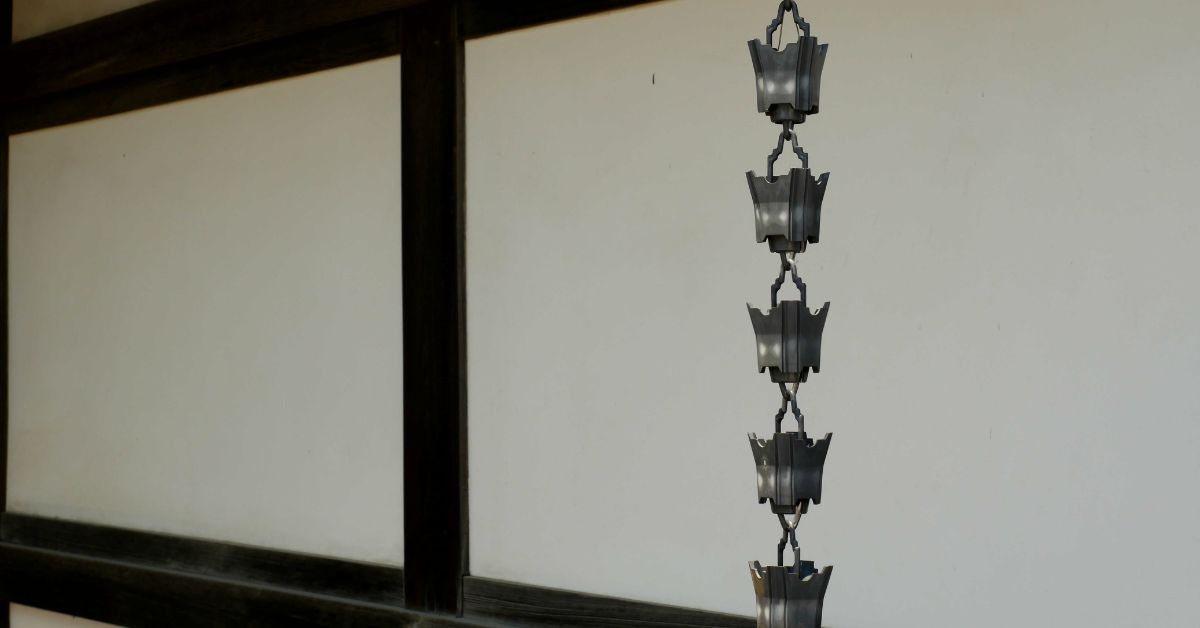 Rain chains have no blockages, no rusting from the inside, so no need to break walls to repair anything