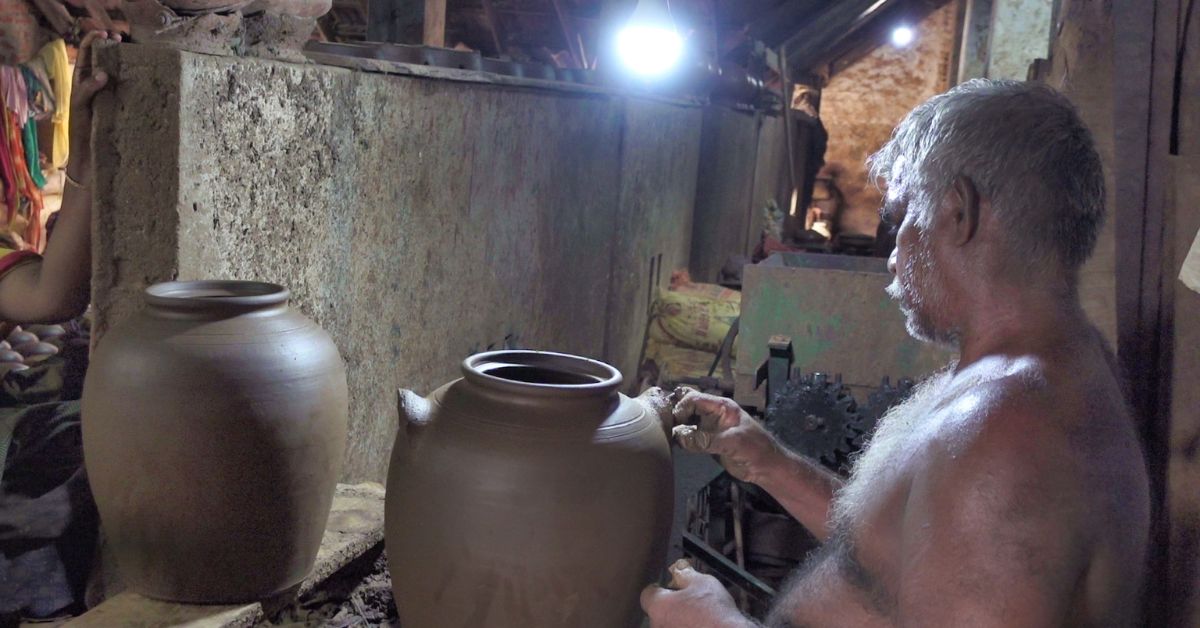 The shops closer to the settlements act as a local hub, where tourists and locals alike come to buy directly from the makers.