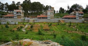 Next to Bannerghatta Forest, These Friends Built Earthy, Eco-Friendly Homes From Mud & Stone