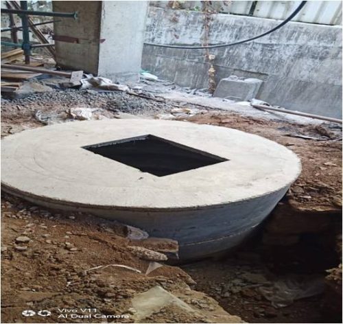 Recharge pit for easy rainwater harvesting