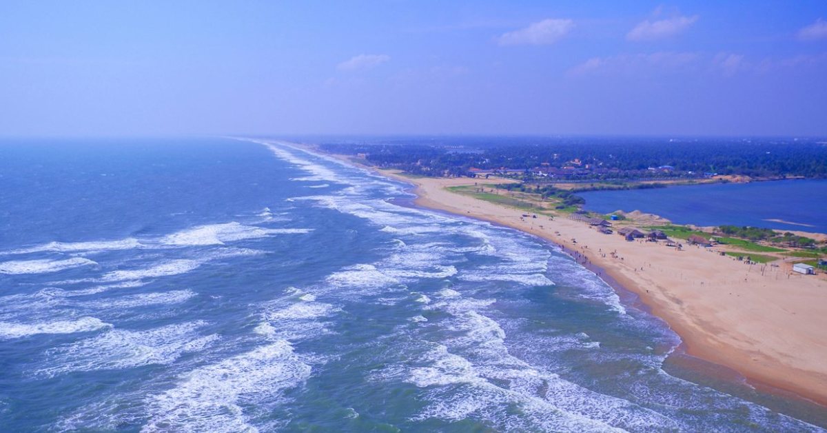 With its sun-drenched streets, crumbling colonial villas, and salty sea breeze, Puducherry is the best destination for your next romantic getaway; Picture source: Incredible India