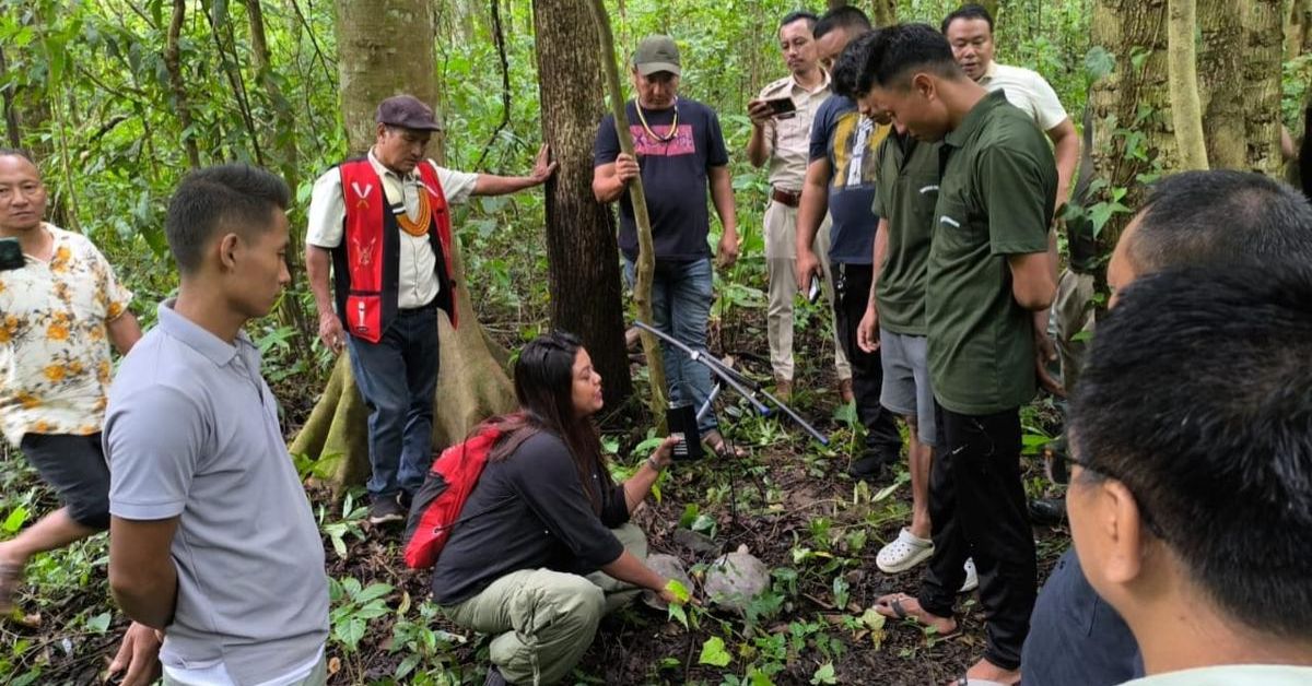 Field teams conducted regular surveys to map tortoise trails, feeding sites, and resting spots. 